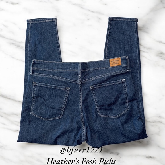LEVI SIGNATURE MID RISE SKINNY CROP SIZE 14 - Picture 2 of 6